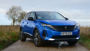 New Peugeot 3008 facelift 2020 static