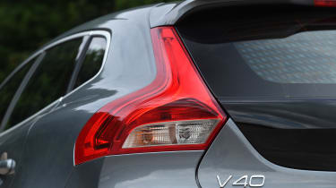 Audi A3 vs Volvo V40 vs Volkswagen Golf - 