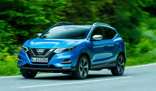 New Nissan Qashqai 2017 review cornering