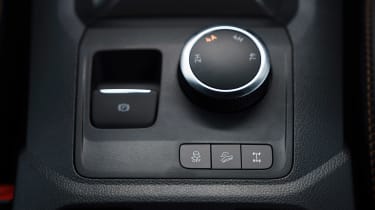 Volkswagen Amarok PanAmericana - controls
