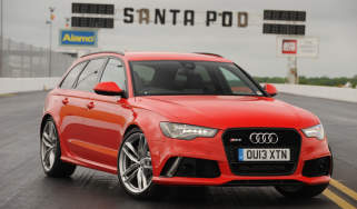 Audi RS6 Avant front view