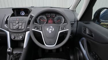 Vauxhall Zafira Tourer interior 