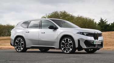 BMW iX3 2026 - front static