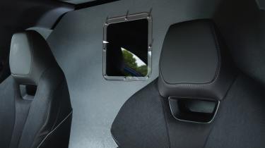 Skoda Enyaq Cargo - headrests and hole