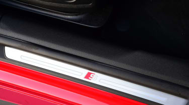 Twin test - Audi A5 - sill badge