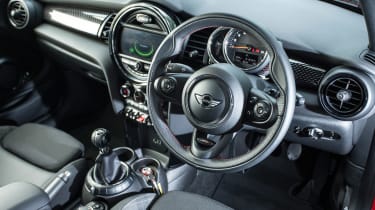 MINI Cooper S Works 210 - interior