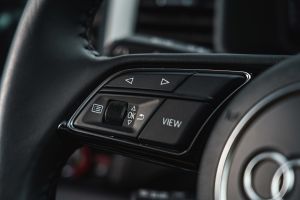 Audi A1 - steering wheel controls