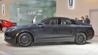 Lincoln MKZ profile