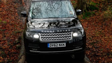 Range Rover tracking off-road