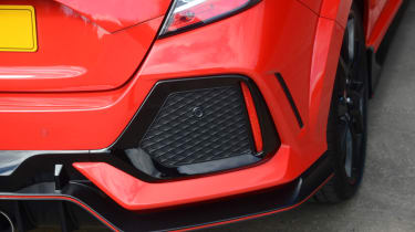 UK Honda Civic Type R 2017 - rear bumper section