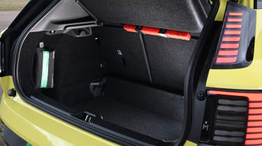 Volvo EX30 Single Motor Extended Range Ultra - boot 