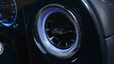 Mercedes GLB electric - illuminated air vent
