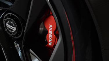 Nissan Gripz concept brakes