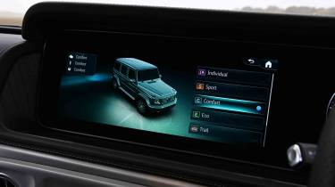 Mercedes G-Class - comfort drive mode screen