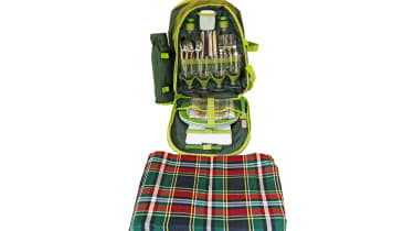 Best picnic backpacks - Savisto Four Person Picnic Backpack Hamper