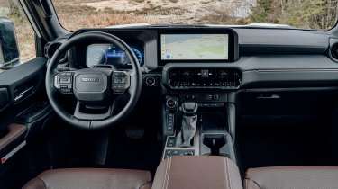Toyota Land Cruiser - cabin