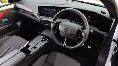 Vauxhall Astra diesel - cabin