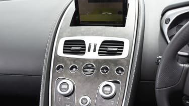 Aston Martin Vanquish S Volante - centre console
