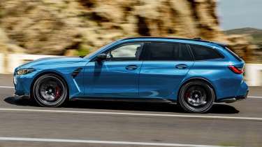 BMW M3 CS Touring - dynamic side profile