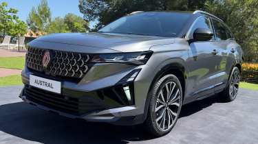 Renault Austral - grey front 3/4