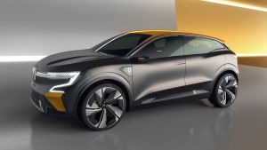 Renault Megane eVision - front studio