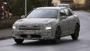 Citroen C5 electric car spy shots