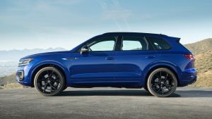 Volkswagen Touareg R - side static