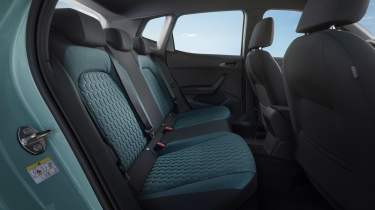 SEAT Arona 2025 - rear seats