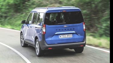 Ford Tourneo Courier - rear tracking