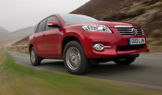 Toyota RAV4 front tracking