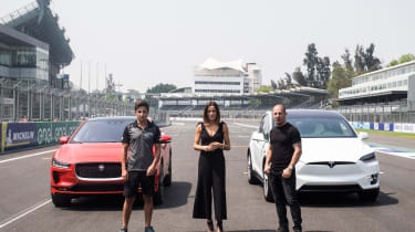 Jaguar I-Pace vs Tesla Model X P100D launch race start line