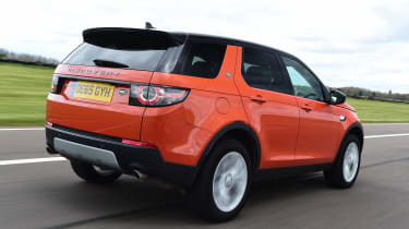 Land Rover Discovery Sport - rear