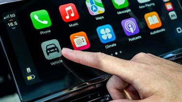 Apple CarPlay Ultra - vehicle