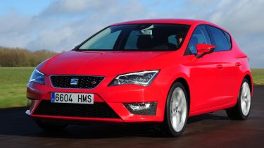 SEAT Leon 2.0 TDI FR front tracking