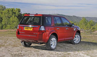 Land Rover Freelander 2WD static