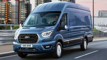 Ford Transit - front tracking