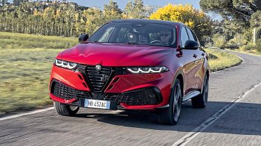 Alfa Romeo Tonale facelift - front tracking