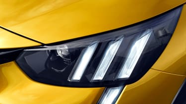 Peugeot 208 - front light