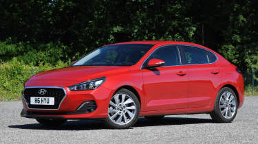 Hyundai i30 Fastback front
