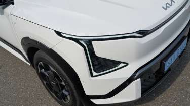 Kia EV5 - front light