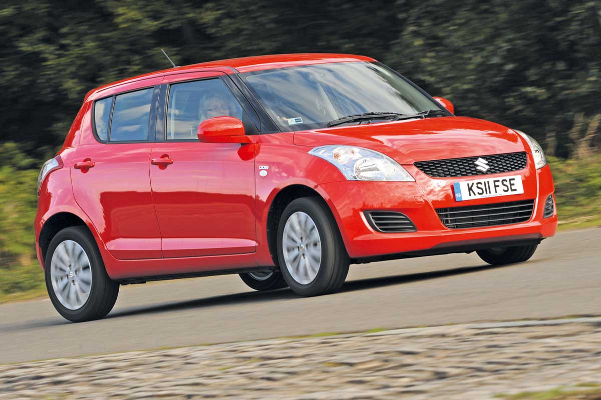 Swift where. Suzuki Swift 2010. Сузуки Свифт 2017. Сузуки Свифт 2022. Сузуки Свифт 2022 хэтчбек.