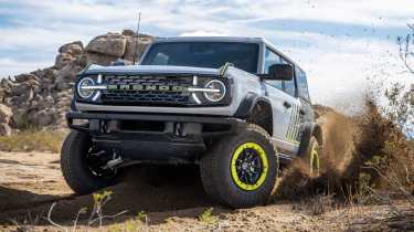 Ford Bronco RTR - dynamic front end