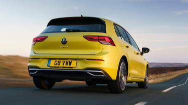Volkswagen Golf - rear tracking