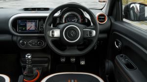 Used Renault Twingo - dash