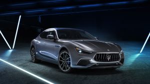 Maserati%20Ghibli%20Hybrid%202020%20official-5.jpg