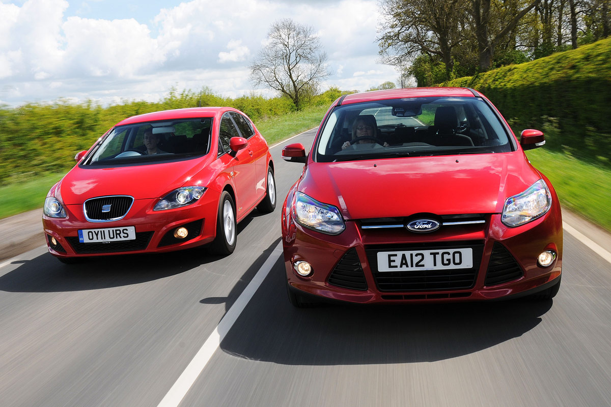 Ford Focus Ecoboost Vs Seat Leon Tsi Group Tests Auto Express