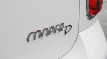 MINI Cooper D Countryman badge