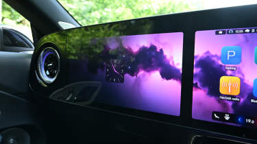 Mercedes CLA Hybrid - passenger screen