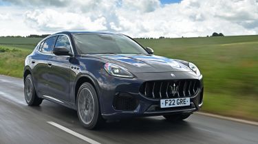 New Maserati Grecale 300 - front tracking