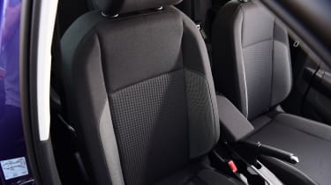 Volkswagen Polo - front seats